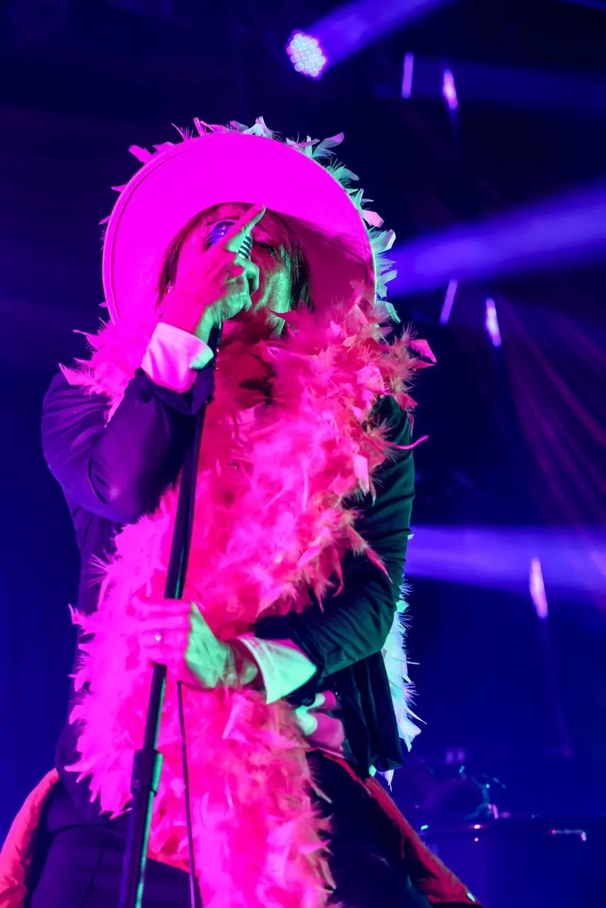 KAZUMI MOROHOSHI  メイン画像